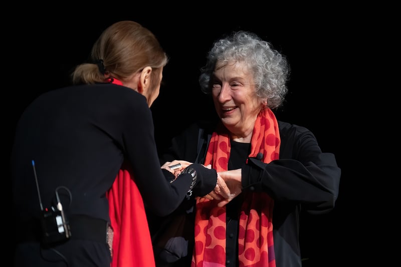 Margaret Atwood And Gloria Steinem In Conversation - Suzanne Cordeiro Photography