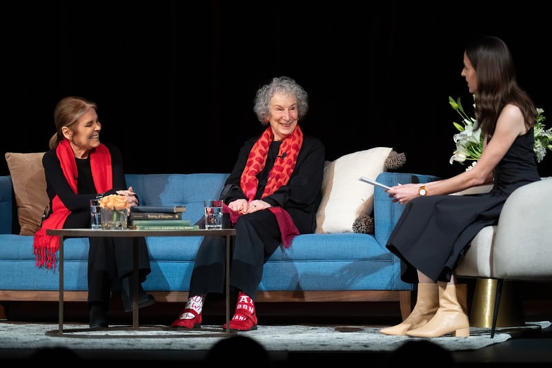 Margaret Atwood And Gloria Steinem In Conversation - Suzanne Cordeiro Photography
